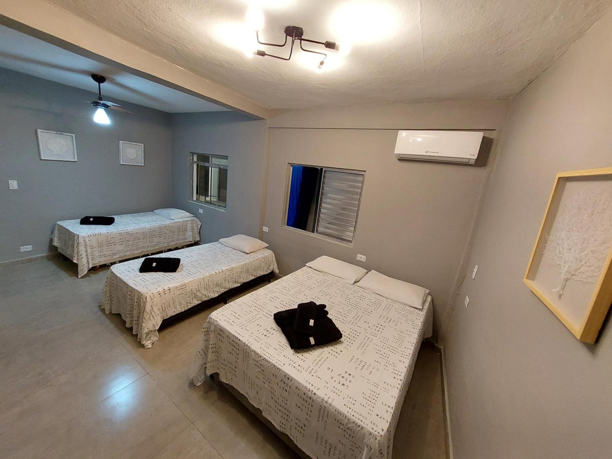 Pousada Praia Cia, Piscina, Centro, Estacionamento, Wifi, Saida Ate As 16H Bertioga Bilik gambar